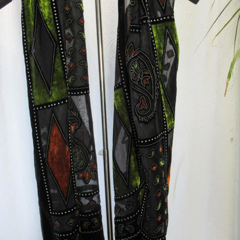 Vintage Retro Besarani London Milano Silk Shawl: 1990s .